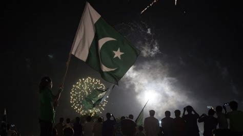 In Pictures Pakistan Marks Independence Day Bbc News