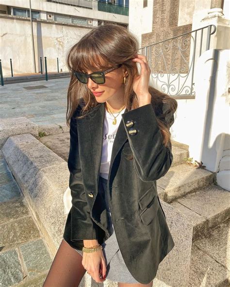 Julie Sergent Ferreris Instagram Post A Classic Summer Outfit
