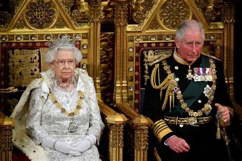 Ambos están bien y siguen el consejo de los médicos, según fuentes de la realeza. Casa Real británica: Carlos de Inglaterra, en crisis por ...
