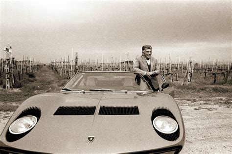 Enzo Ferrari Humilha Ferruccio Lamborghini Zepada