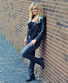 She was no longer filming all girls garage at this time, having moved to the discovery channel's break room. 8 Best Cristy Lee images | Woman mechanic, Biker girl, Women