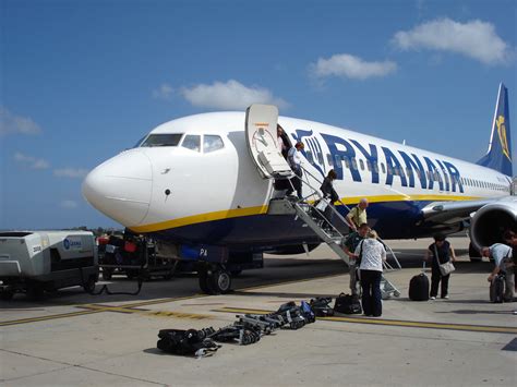 Check ryanair flight status and schedule, ryanair flight tracker & claim compensation for ryanair flight delays. Belgian airline association files complaint against Ryanair | The Bulletin
