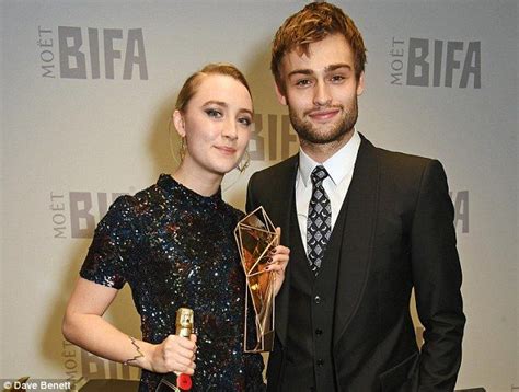 Saoirse Ronan Collects Independent Film Award In Dazzling Mini Dress