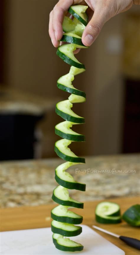 Afterwards draw a few lines that curve along the shape of the cucumber. 3 Fun & Easy Ways To Cut A Cucumber