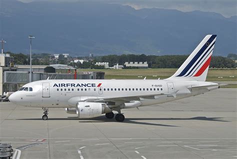 Air France Fleet Airbus A318 100 Details And Pictures Air France