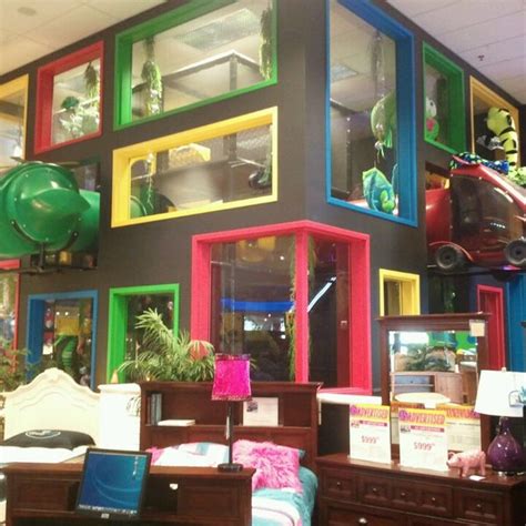 Steinhafels furniture is located in menomonee falls city of wisconsin state. Steinhafels Furniture-Mattress - 4 tips