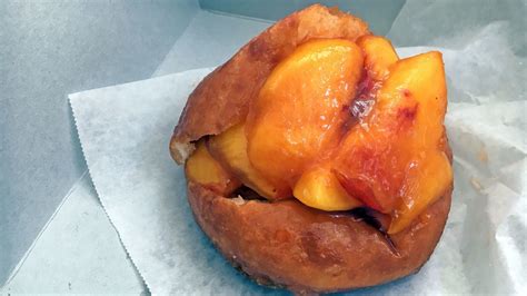 The Definitive Guide To Los Angeles Doughnut Shops Los Angeles Times
