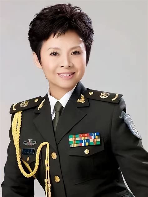 61 Year Old Dong Wenhua S Recent Situation Exposed The Goddess Is Old How Many People Envy Her