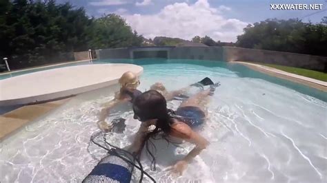 Hot Underwater Lesbians Vodichkina And Farkas Starring Underwater Show Free Video