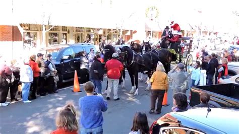 Horse Christmas Carriage Parade 2014 Youtube