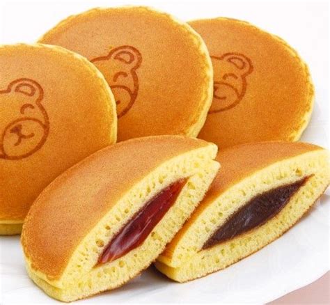 @chihiro_cafe.sweets, @igpppppppppp this sweet rice dumpling is believed to have originated from a tea house in kyoto and named after the bubbles of the mitarashi, or purifying water, of the. Cute Japanese Dessert Recipes | Make Dorayaki Cake | The ...