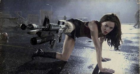 Robert Rodriguez Explains Why He Cast Rose McGowan In Grindhouse