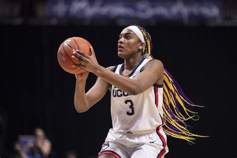 Uconn’s Aaliyah Edwards Makes Canadian Americup Roster The Uconn Blog