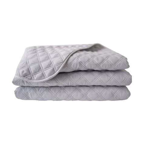 Quilted Blanket In Dove Grey By Sposh