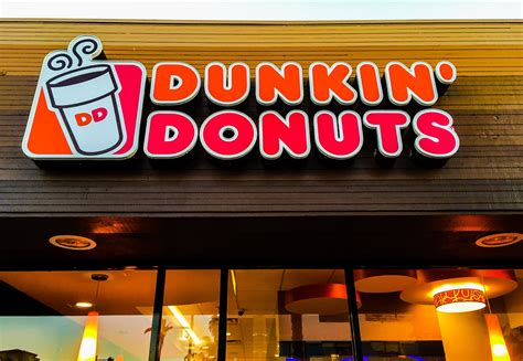 Vanuit huis of werk gemakkelijk je (donut) bestelling vooruit bestellen en de volgende dag de bestelling ontvangen die dag vers is bereid! With a 'help wanted' sign, Dunkin' Donuts ignores equality - Chicago Tribune