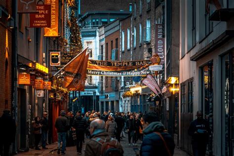 Dublin Ireland December 24 2018 People Walking In Temple Bar In