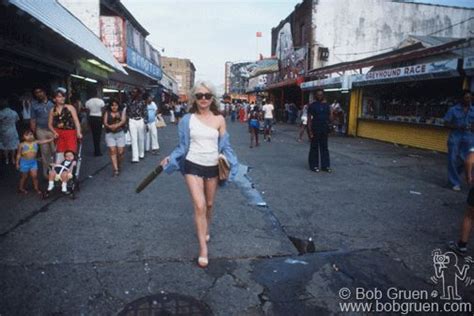Debbie Harry Coney Island New York August Photo By Bob Gruen Rock And Roll