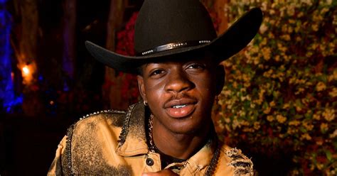Film Club ‘“old Town Road” See How Memes And Controversy Took Lil Nas