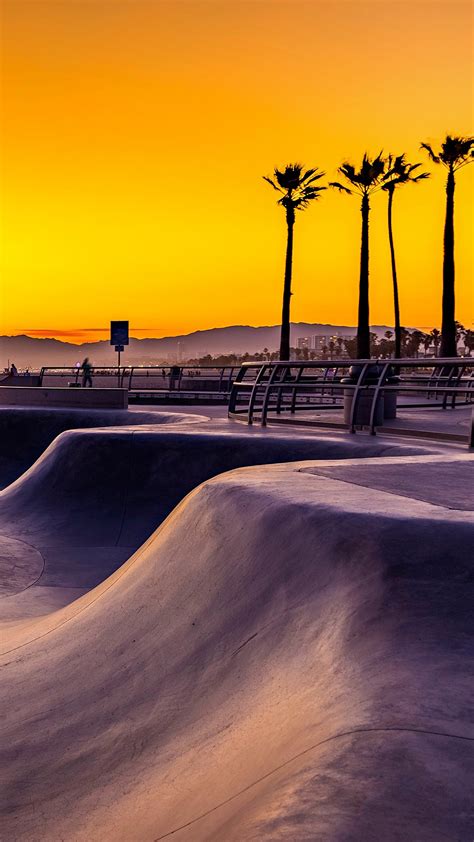 It will be available next month as a windows powertoy, and is designed for power users. Sunset over Venice Beach skatepark, California, USA ...