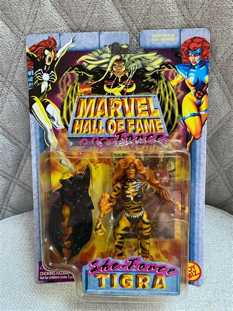 Vintage 1997 Toybiz Marvel Hall Of Fame She Force Tigra Action Figure