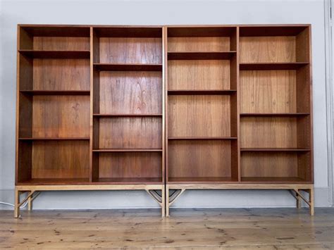 For Sale Pair Of Mid Century Teak And Oak Bookcases By Borge Mogensen