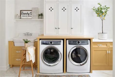 35 Alluring Laundry Room Paint Colors That Boost Your Mood