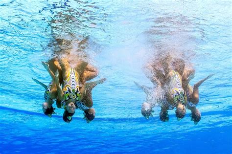 21 stunning photos from the olympic synchronized swimming finals