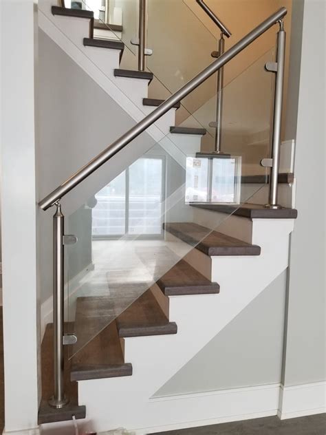 What A Beauty Glass Railings Look Incredibly Great On Any Staircase Be It Wood Or Stone