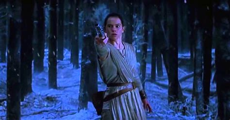 Daisy Ridley Teases Her Lightsaber Training For Star Wars Episode Viii