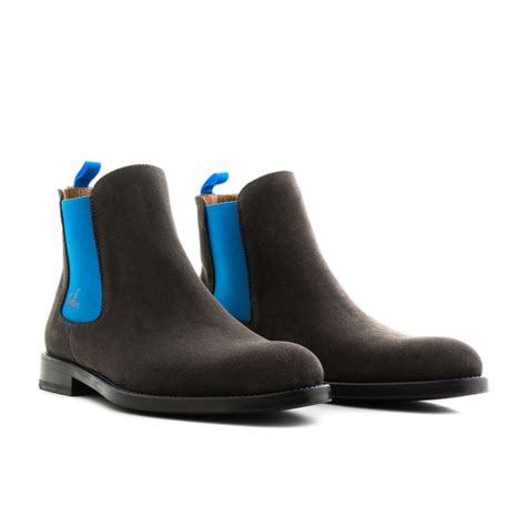 They often have a loop or tab of fabric on the back of the boot, enabling the boot to be pulled on. Serfan Chelsea Boot Damen Wildleder Grau Blau