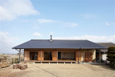 The site owner hides the web page description. 田園風景に溶け込む「大屋根の和風平屋住宅」 | 住まい夢ネット