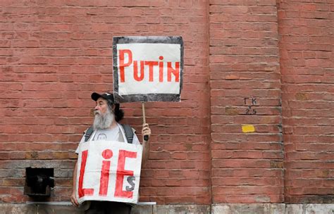 Putin Is Loosening His Grip As His Popularity Falls The Washington Post