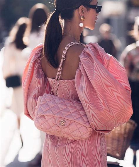Chanel 🖤 Pink Fashion Fashion Chanel Fashion Show