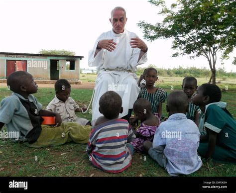 Catholic Missionary Children Hi Res Stock Photography And Images Alamy