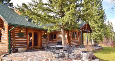 Charming Log Cabin In Montana Off Grid Path