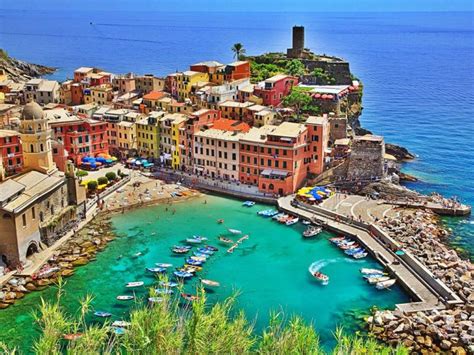Cinque Terre The Colorful City In Northern Italy Traveldigg Com
