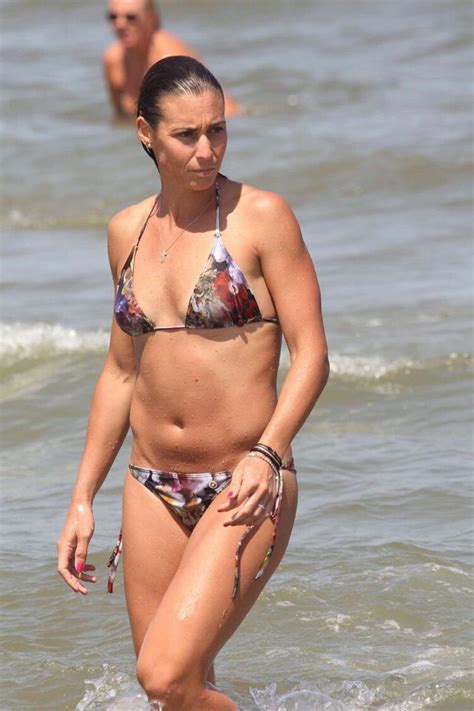 10 Hot Sexy Flavia Pennetta Bikini Pics