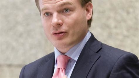 Ayfer hielp pieter met campagnevoeren. Ayfer Omtzigt / Peilingen Pieter Omtzigt Is Veel ...