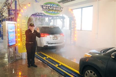 New High Tech Carwash Opens In East Loveland Loveland Reporter Herald