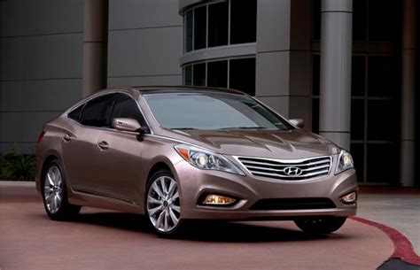 A reinterpretation of azera's unique heritage. HYUNDAI AZERA 2021 → Ficha Técnica, Consumo Médio, Preço