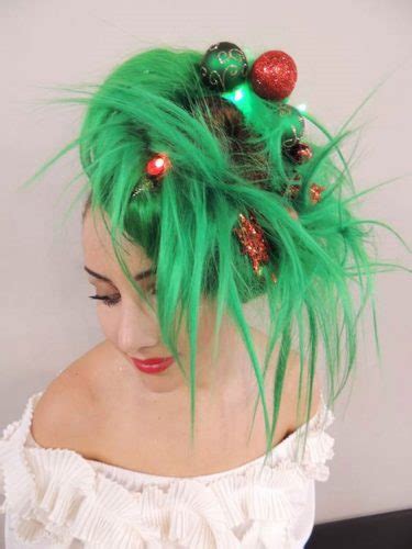 10 Fun Christmas Hair Ideas