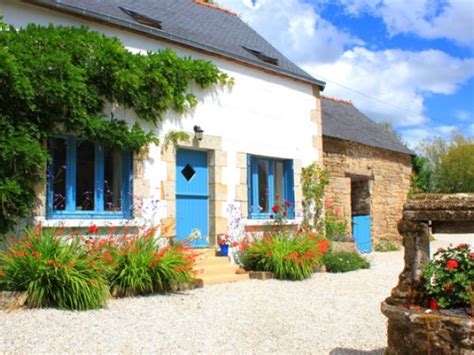 Speak with owners before booking. 2 Bedroom Colourful Cottage in France, Brittany, Langoelan ...
