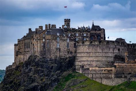 Edimburgo è una delle città più visitate della regione scozia. Castello di Edimburgo: tutto quello che devi sapere per ...