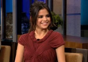 Selena Gomez Tells Jay Leno Boyfriend Justin Bieber Passed The Test With Her Mother