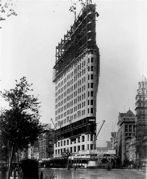 In design and concept they met all the classic arguments demonstrating. The Flatiron Building | MONOVISIONS