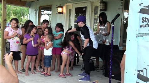 Justin Bieber Impersonator Dakota 161 Youtube