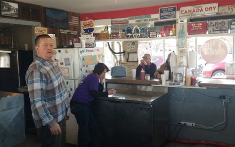 Former darie king now a small carry out ice cream and sandwich shop specializing in loose meat burgers and monster. RB Drive-In - Hutchinson, Kansas