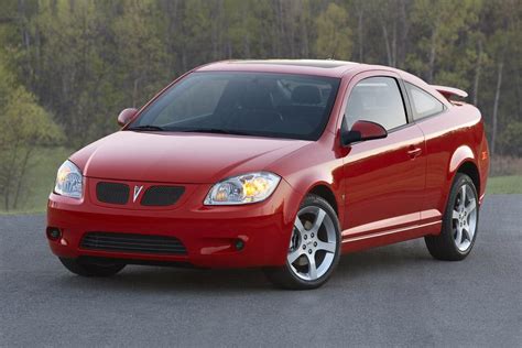 Pontiac G5 Coupe Overview