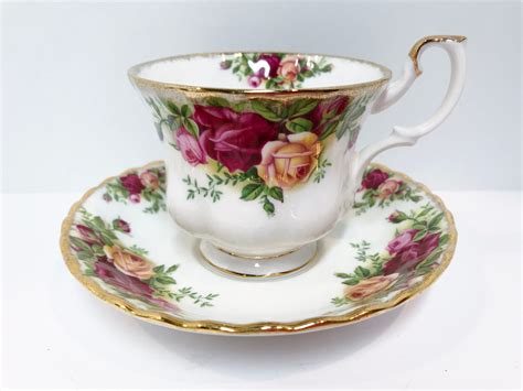 Royal Albert Teacup And Saucer Old Country Roses Teacup Vintage Teacup Afternoon Tea Cups