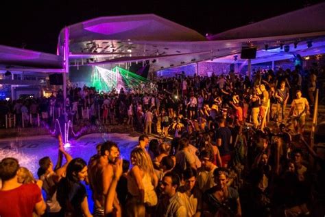 Mykonos Nightlife Top Venues For Non Stop Party Mykonos Greece